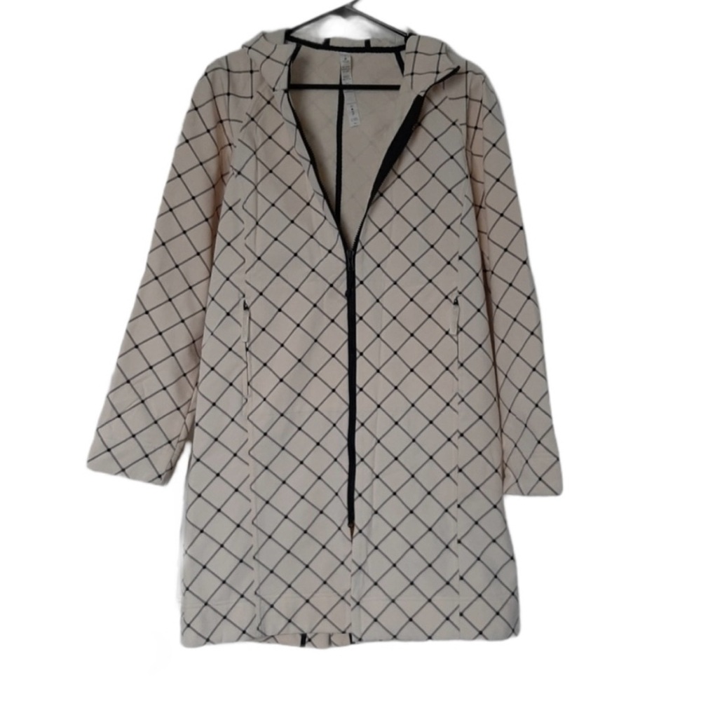 Lululemon Apres Diamond Dot Rain Jacket Size 6